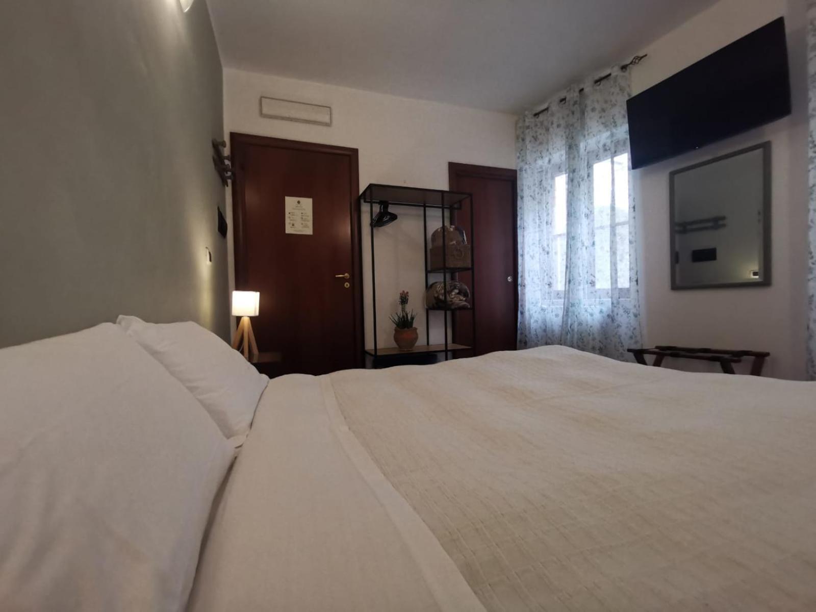 Locanda Dell'Arcangelo Рокка-Массіма Екстер'єр фото